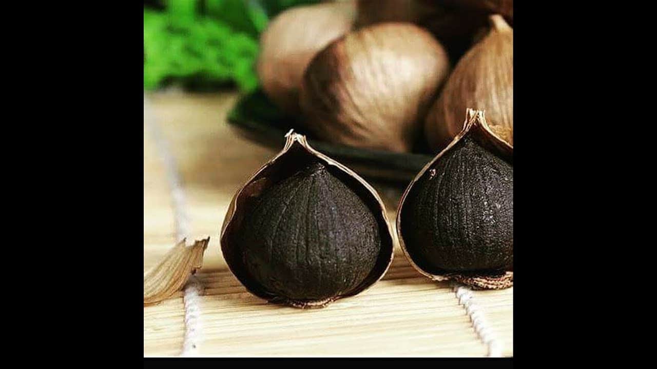 تصویر 3 از سیر سیاه ژاپنی پرورش یافته با الگوی سنتی